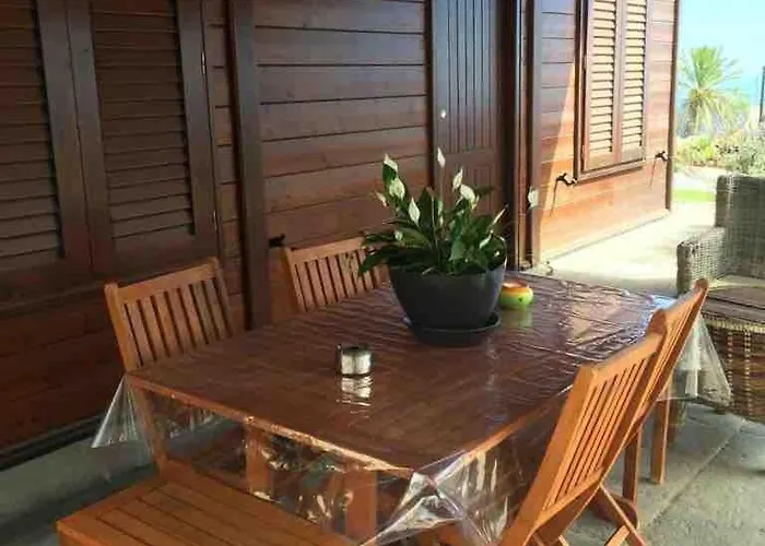 Vakantiehuis Acogedora Casa De Madera Con Piscina Güimar