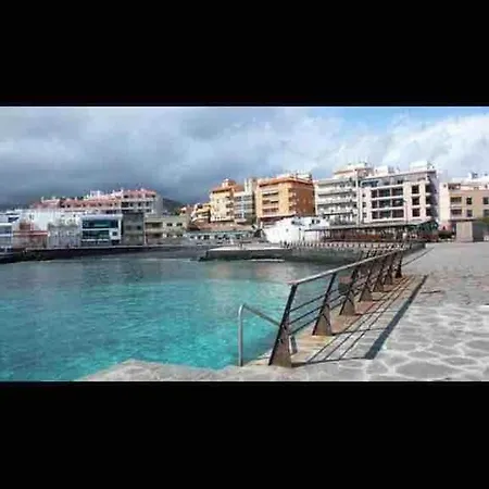 Сasa de vacaciones Acogedora Casa De Madera Con Piscina Güímar