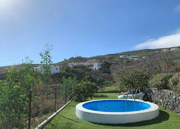 Semesterbostad Acogedora Casa De Madera Con Piscina Güimar