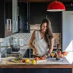 Acogedora Casa De Madera Con Piscina غيمار