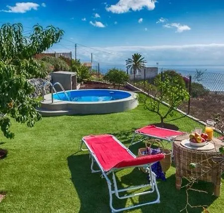 Ferienhaus Acogedora Casa De Madera Con Piscina Güimar