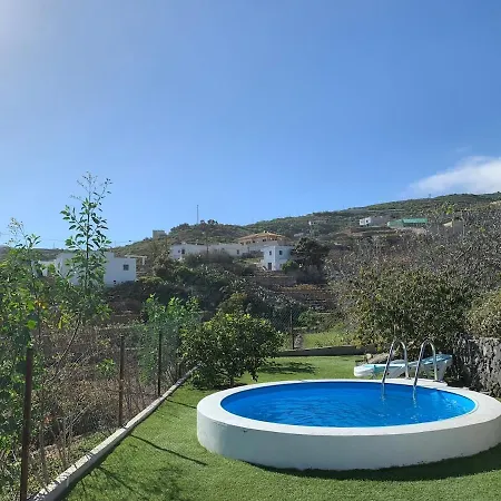 Ferienhaus Acogedora Casa De Madera Con Piscina Güimar