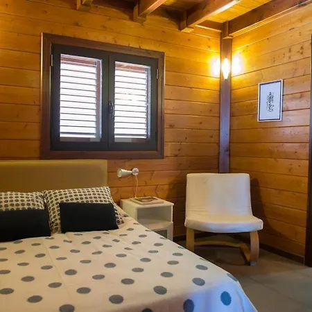 Ferienhaus Acogedora Casa De Madera Con Piscina Güimar
